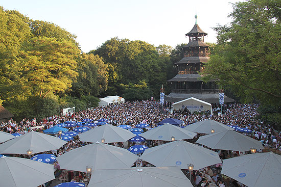 Voll war es  2013: Kocherball am Chinaturm (©Foto: Martin Schmitz)